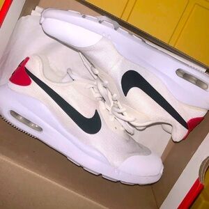 Nike air max oketo 5y boys fits women’s 6.5 $90 workout designer activewear